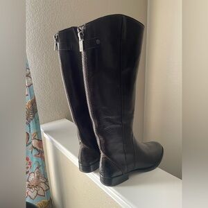 Arturo Chiang chocolate brown boots with scale pattern on heel!